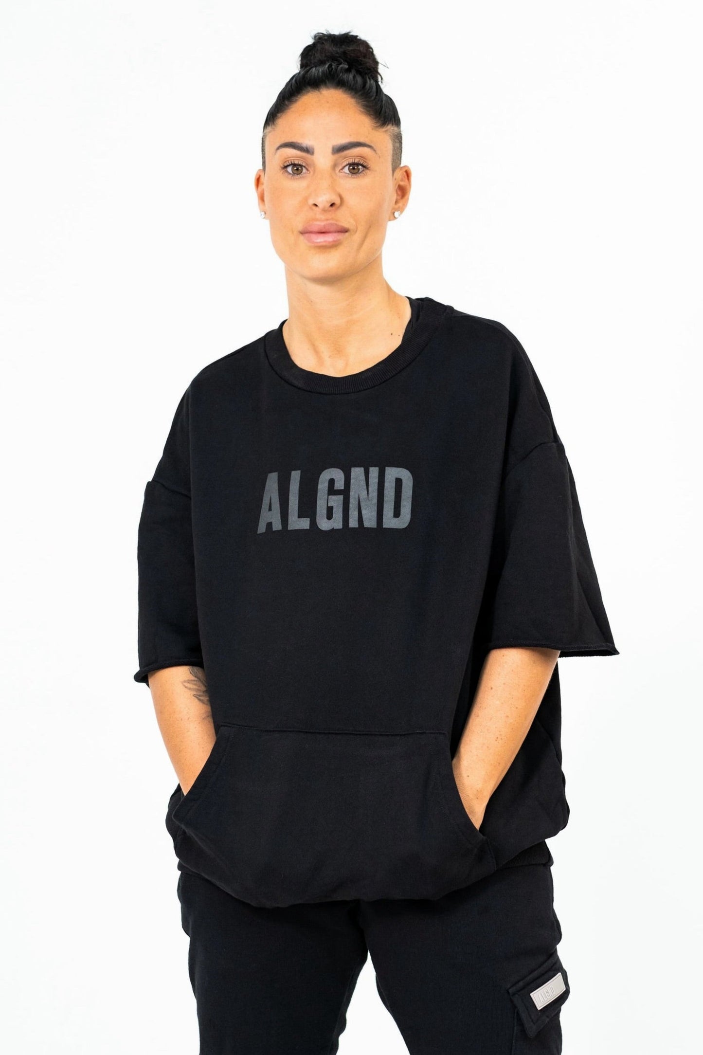 Black short sleeve sweatshirt