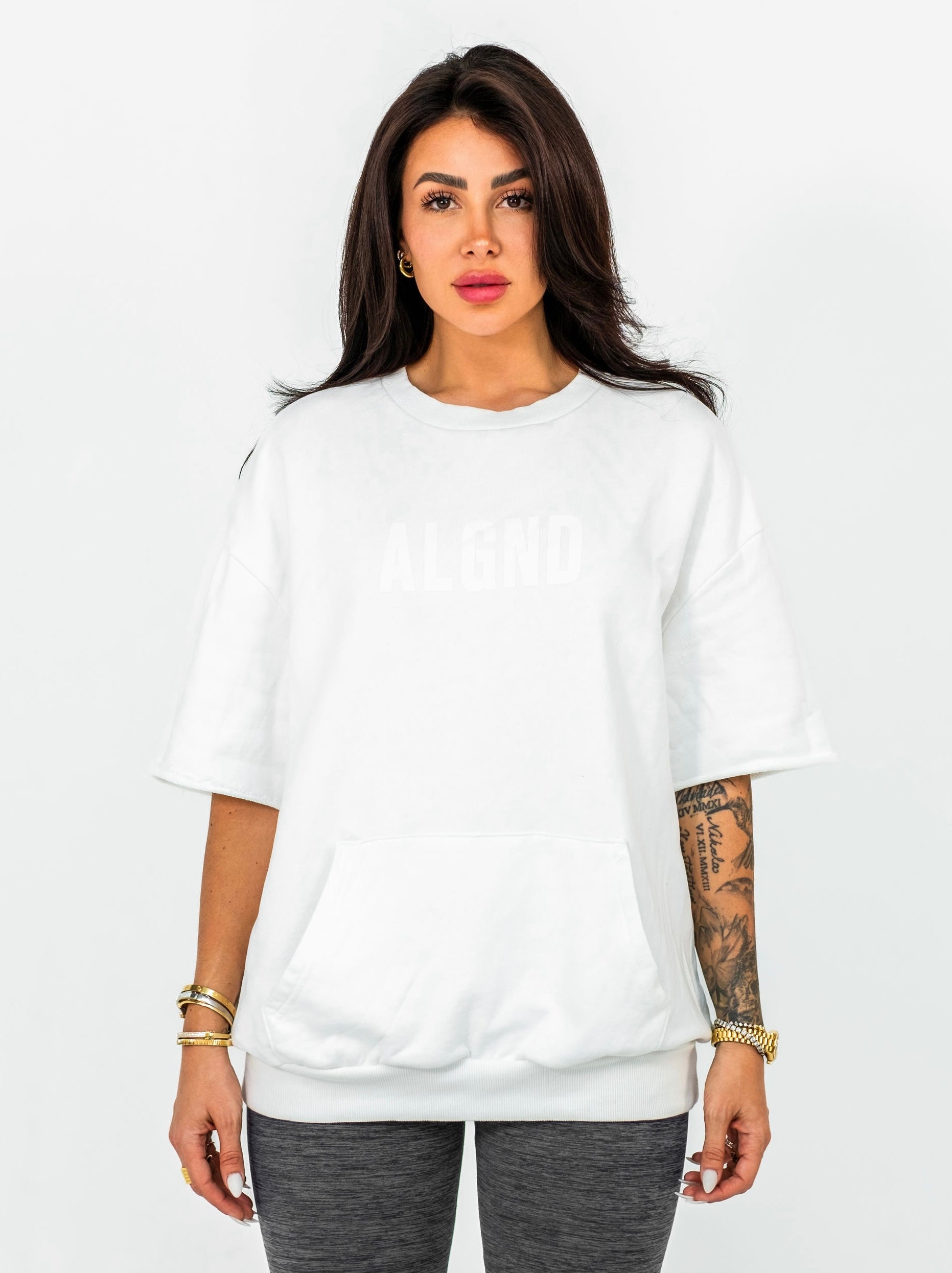 White shortsleeve crop sweatshirt 